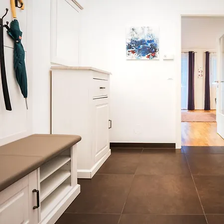 Kaiser - Wohnpark Graz-goesting *