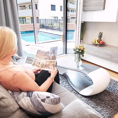 Kaiser - Wohnpark Graz-goesting Apartman