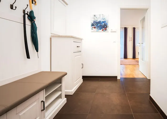 Kaiser - Wohnpark Graz-goesting *