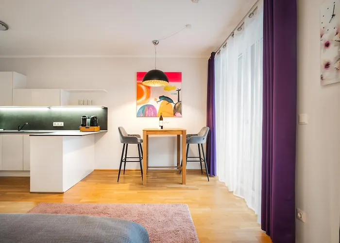 Kaiser - Wohnpark Graz-goesting شقة غراتس