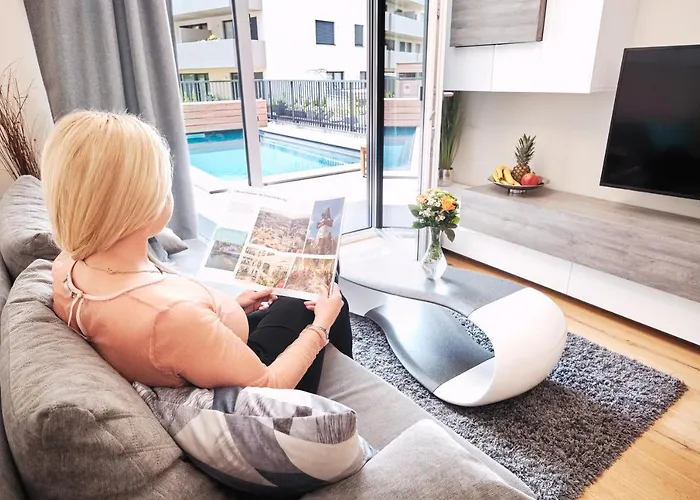 Kaiser - Wohnpark Graz-goesting شقة